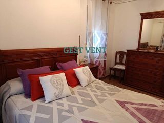 Chalet en venta en Elda