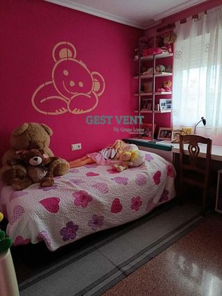 Chalet en venta en Elda