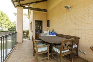 Chalet en venta en Montecanal en Zaragoza