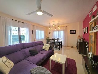 Casa pareada en venta en Alcalde Felipe Mallol en San Vicente del Raspeig/Sant Vicent del Raspeig