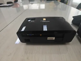 Proyector Optoma Negro