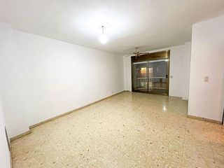 Piso en venta en La Bordeta en Barcelona