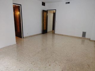Piso en venta en La Bordeta en Barcelona