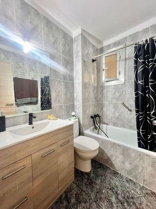 Piso en venta en El Gornal en Hospitalet de Llobregat, L´