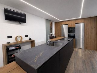 Chalet en venta en Marianao en Sant Boi de Llobregat