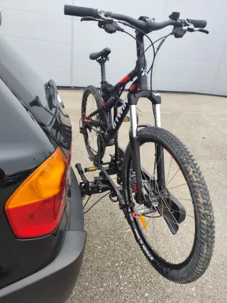 Portabicicletas bola