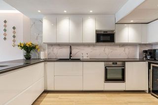 Piso en venta en Nueva Andalucía centro en Marbella