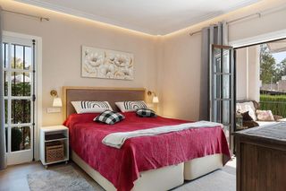 Piso en venta en Nueva Andalucía centro en Marbella