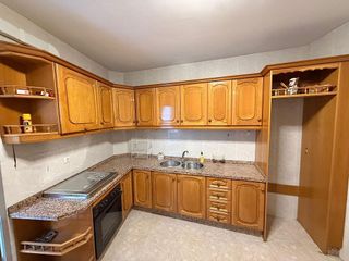 Piso en venta en Rute