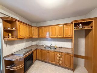 Piso en venta en Rute