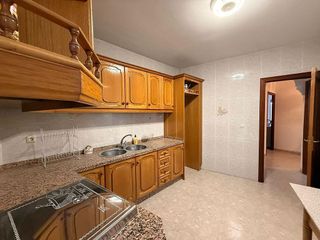 Piso en venta en Rute