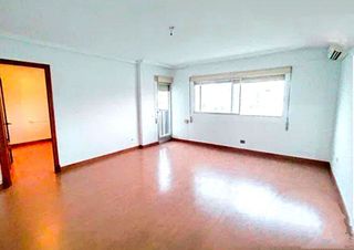 Piso en venta en Plaza de Toros - Santa Rita en Almería