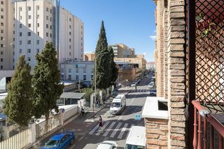 Piso en venta en Pajaritos - Plaza de Toros en Granada