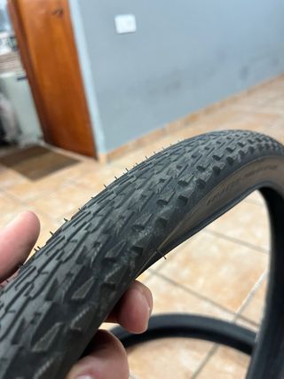 Cubierta Bicicleta Tracer Pro Specialized 700x47C