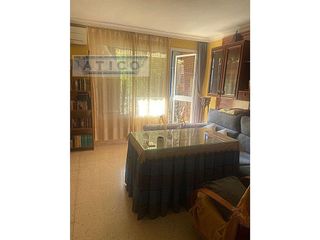 Piso en venta en Cruz Roja en Sevilla