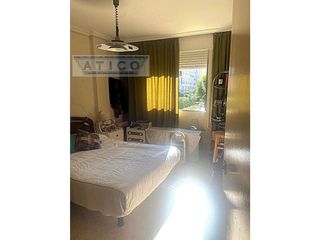 Piso en venta en Cruz Roja en Sevilla