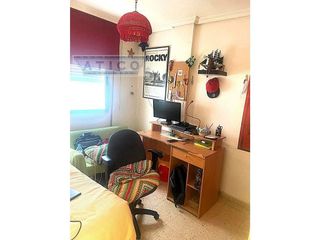 Piso en venta en Cruz Roja en Sevilla