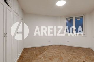 Piso en venta en El Antiguo en San Sebastián-Donostia