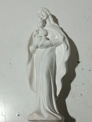 Figura Virgen con Jesús 48x10