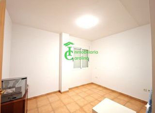 Piso en venta en Carolina (La)