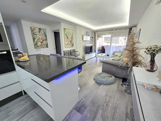 Piso en venta en Las Lagunas en Mijas