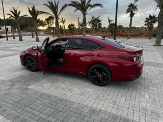 Lexus ES300 F. SPORT