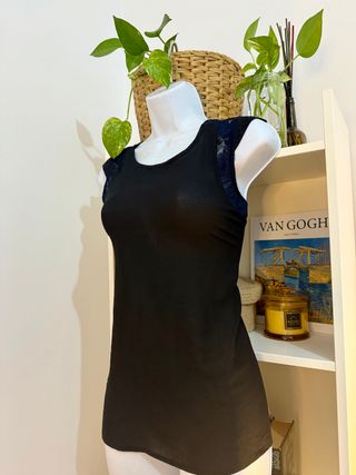 Preciosa camiseta / top de fiesta Zara talla M