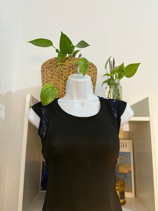 Preciosa camiseta / top de fiesta Zara talla M