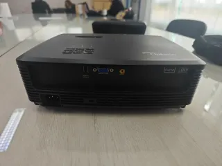 Proyector Optoma Negro