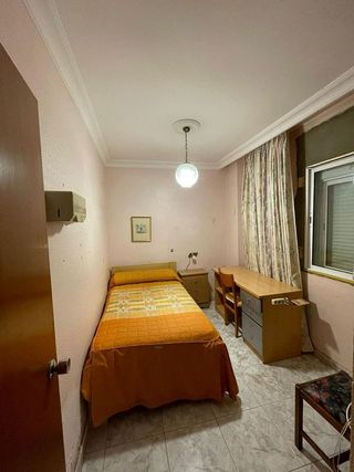 Piso en venta en Viaplana en Huelva