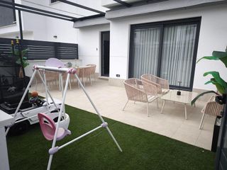 Casa adosada en venta en Montequinto en Dos Hermanas