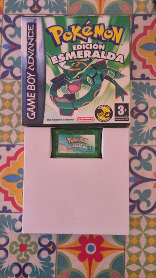 Pokémon Esmeralda Game Boy Advance SP