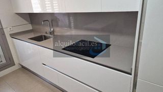 Piso en alquiler en Portillejo - Valdegastea en Logroño