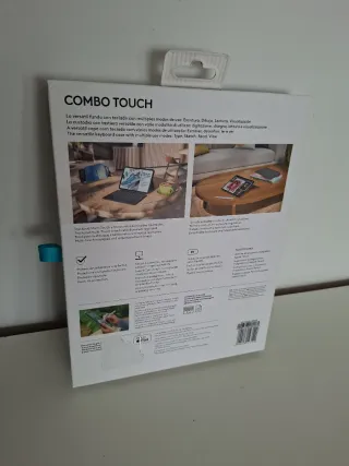 Teclado Logitech iPad Pro 11" (M4)