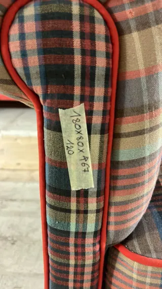 Sofá Chester de tela a cuadros 180x80x87cm