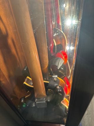 Vitrina para guitarras eléctricas