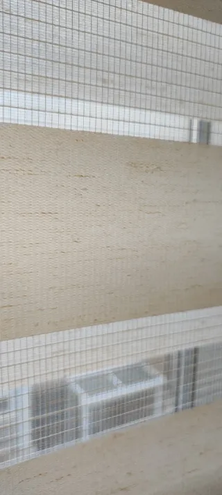 Estor Día y Noche Beige y Blanco