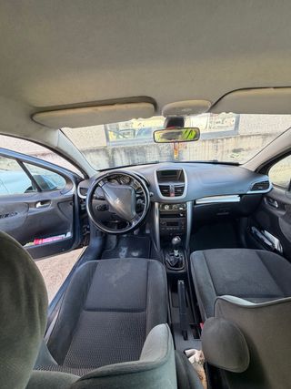 Peugeot 207 2007