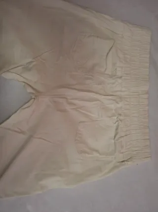 Conjunto de ropa y accesorios