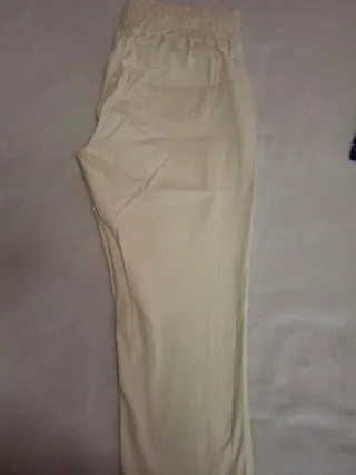 Conjunto de ropa y accesorios