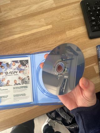 FC 24 PS4 (PlayStation 4) EA Sports PS5 DISP