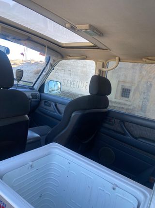 Toyota Land Cruiser HDJ80