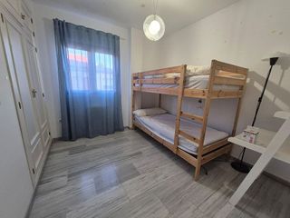 Piso en alquiler en Bola de Oro - Serrallo en Granada