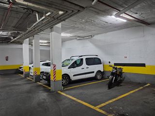 Piso en alquiler en Bola de Oro - Serrallo en Granada