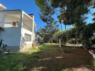 Casa adosada en venta en Zona Poble en Benicarló