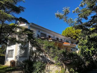 Casa adosada en venta en Zona Poble en Benicarló