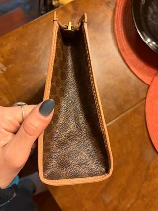 Pochette Celine monogram marrone