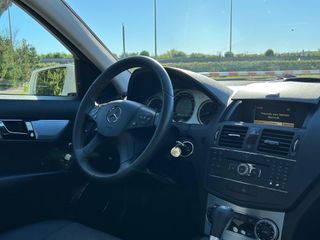 Mercedes-Benz Clase C 2010