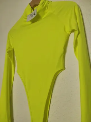 Body amarillo verde fluorescente cuello Ibiza