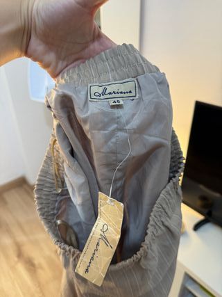 falda vintage beige con rayas diplomáticas L